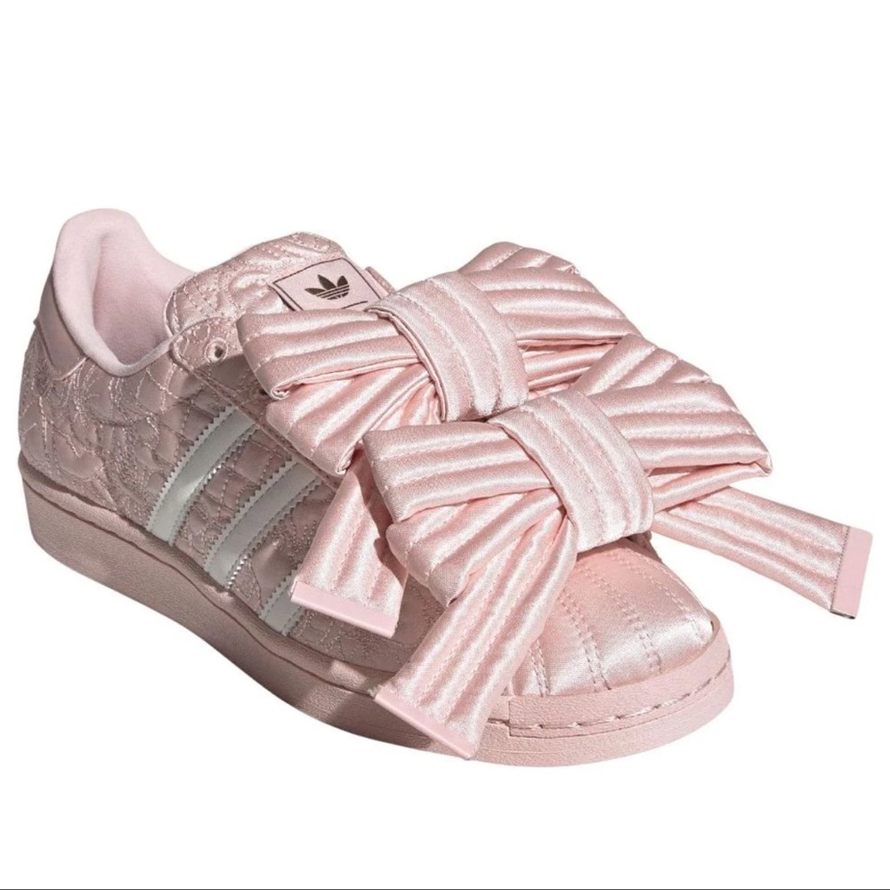NIB LIMITED EDITION CAROLINE HU ADIDAS💝